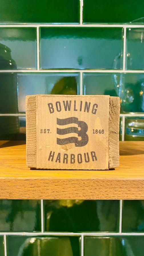 Custom House Hotel Bowling المظهر الخارجي الصورة